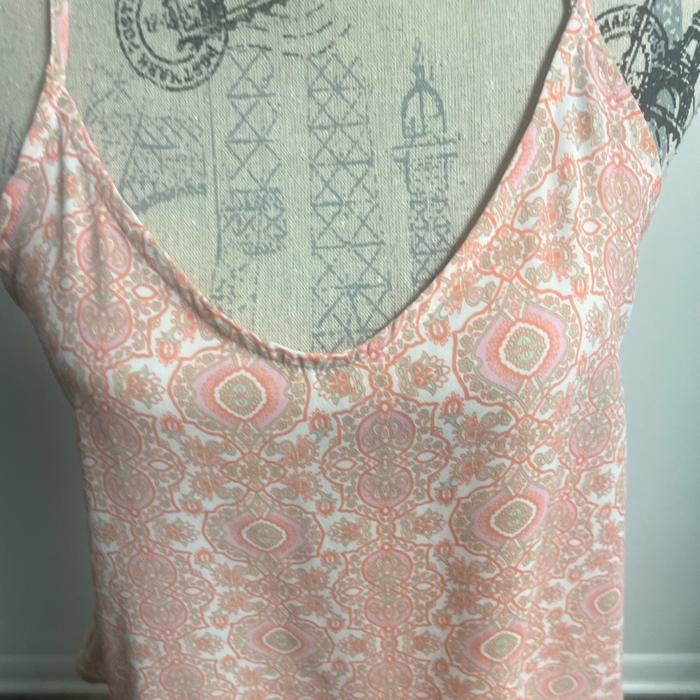 Open-Back Sheer Tank Top - Picture 7 of 15